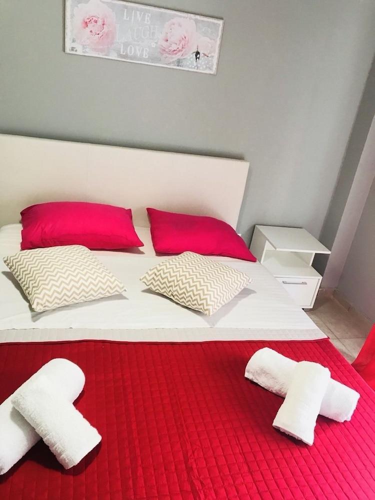 Merilyn Central Apartment Ateny Zewnętrze zdjęcie