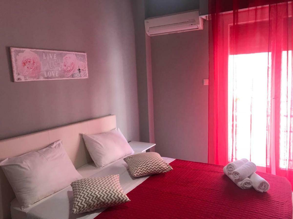 Merilyn Central Apartment Ateny Zewnętrze zdjęcie
